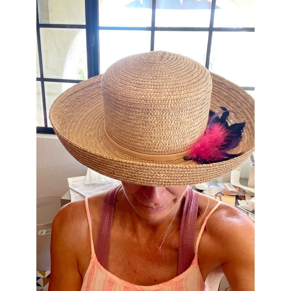 Betmar New York straw hat with feather trim - Picture 6 of 6